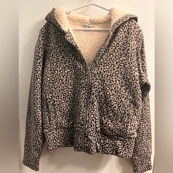 Old Navy Sherpa Lined Hooded Sweater - Picture 1 of 3